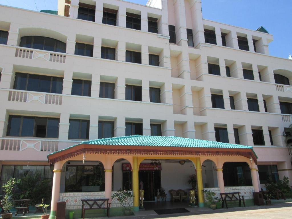 Royal Jommanee Hotel Nongkhai Нонгкхай Экстерьер фото