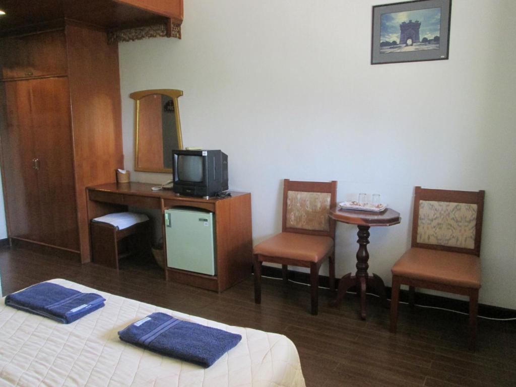 Royal Jommanee Hotel Nongkhai Нонгкхай Номер фото